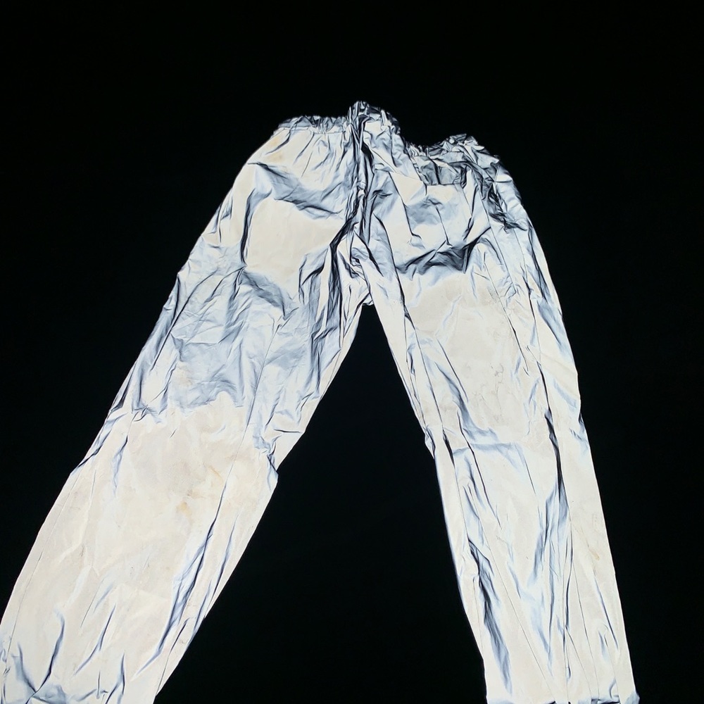 Shinny pants